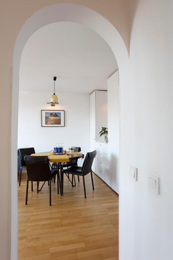 Athenaeum Wonderful View Flat Apartamento Bucareste Exterior foto